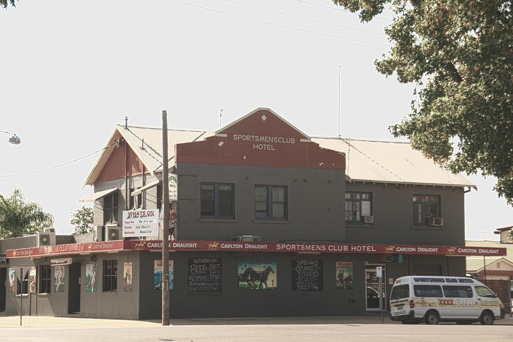 Sportsmens Club Hotel Wagga Wagga Buitenkant foto