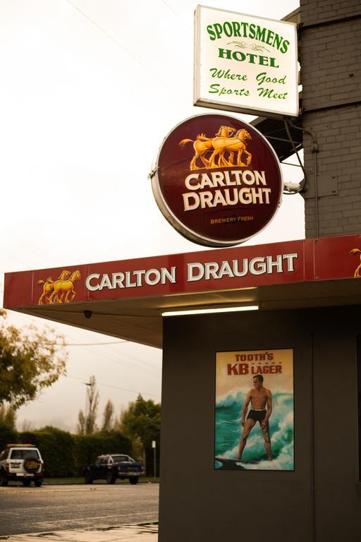 Sportsmens Club Hotel Wagga Wagga Buitenkant foto