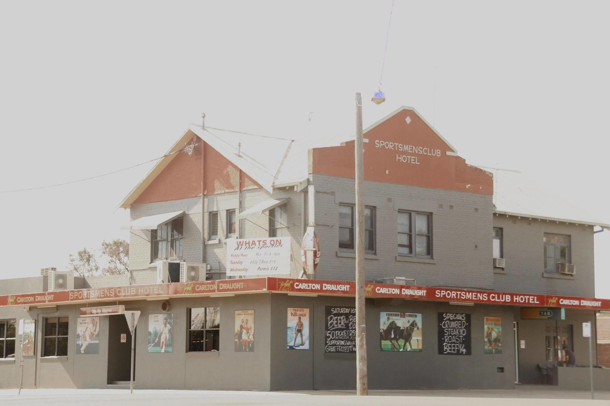 Sportsmens Club Hotel Wagga Wagga Buitenkant foto