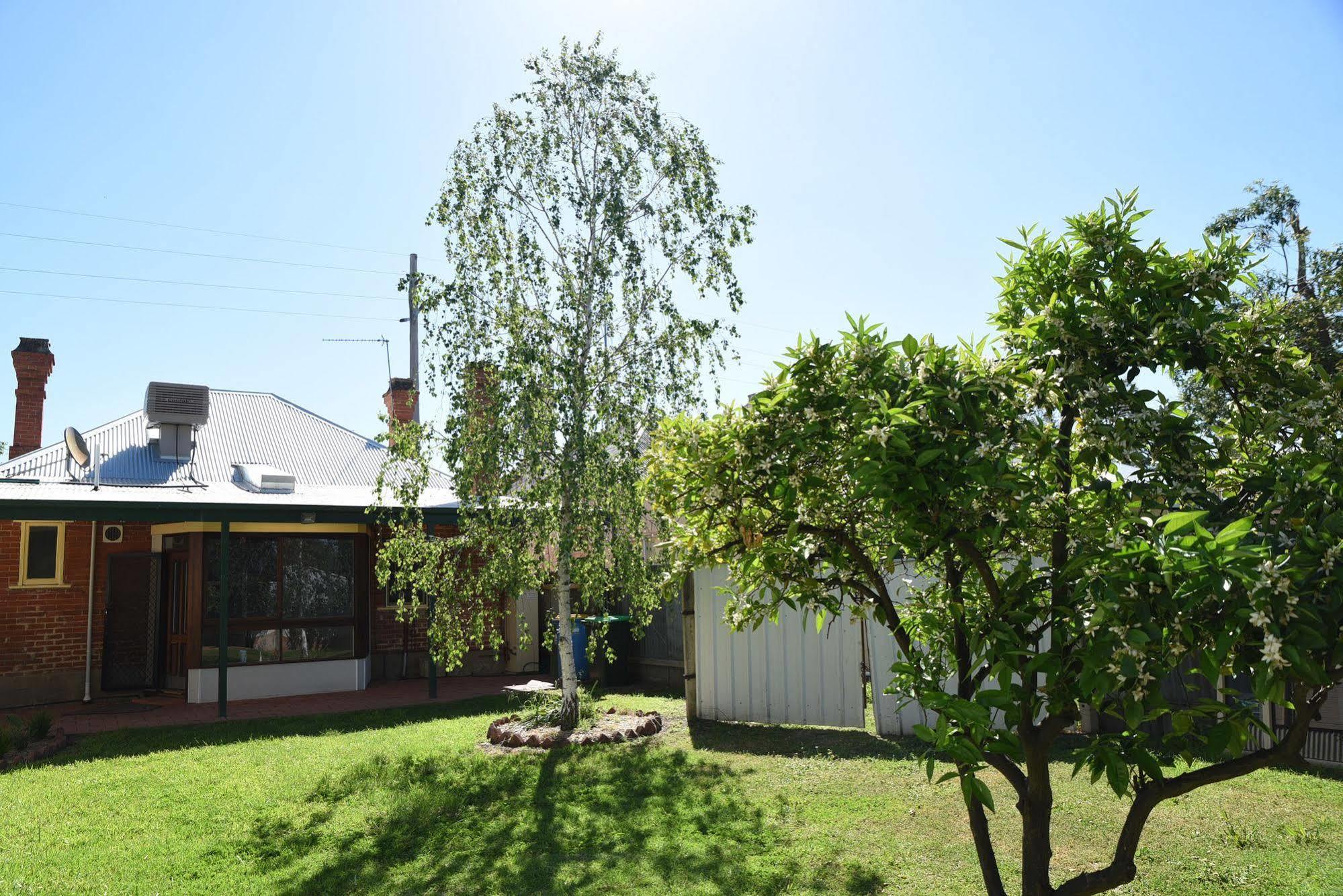 Sportsmens Club Hotel Wagga Wagga Buitenkant foto