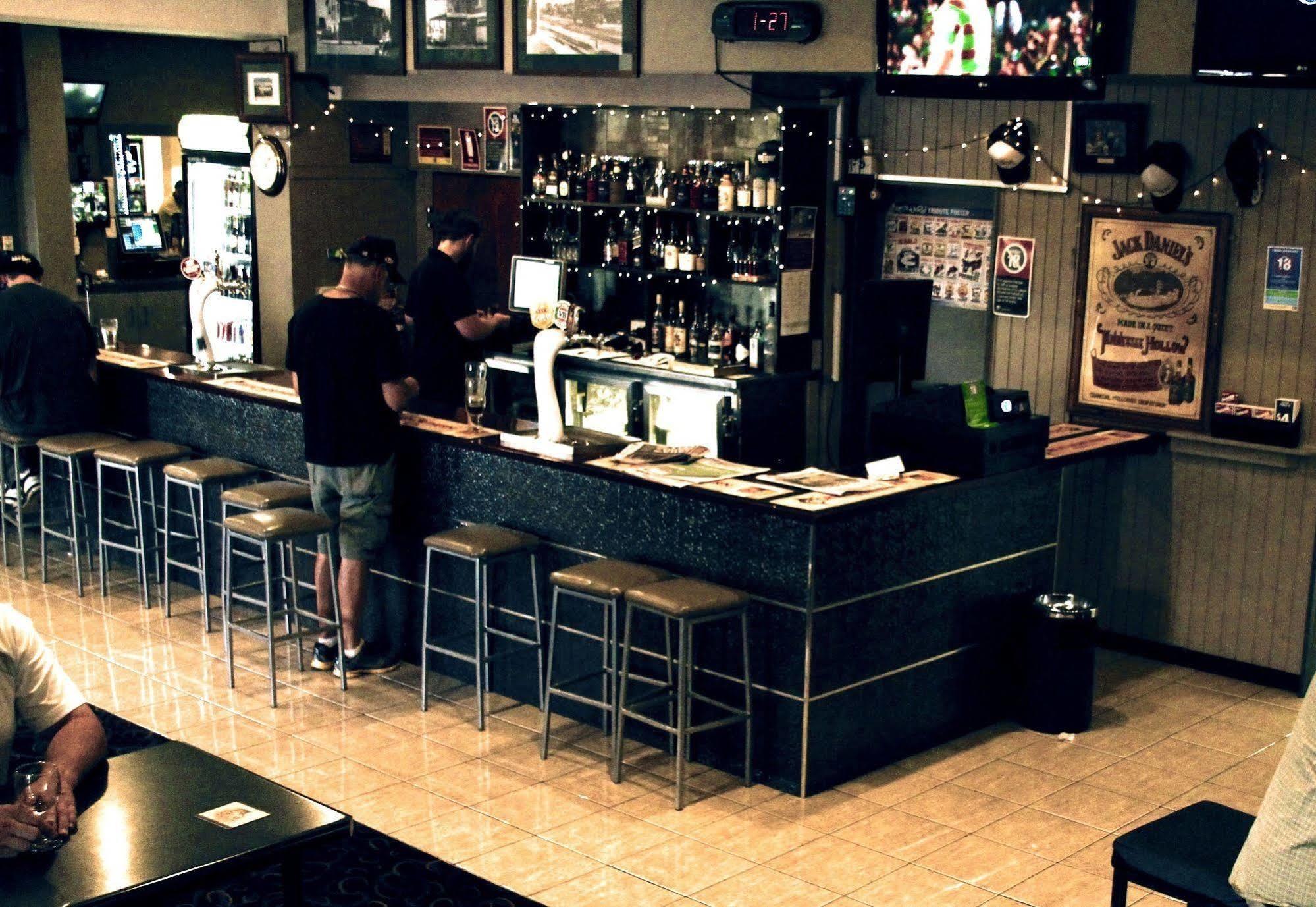 Sportsmens Club Hotel Wagga Wagga Buitenkant foto